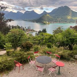 Chalet avec vue splendide sur le lac d'Annecy