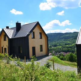 Osada Dzikie Wino, hotel v destinaci Budzów