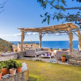 Villa MARION bord de mer, hotel i Pino