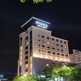 Mokpo Ayana Hotel & Poolvilla, готель у місті Мокпхо
