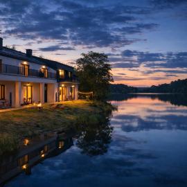 Viesnīca LAKE VIEW Apartamenty pilsētā Brodņica