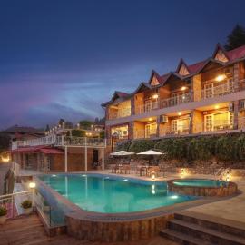 Neelesh Inn - Luxury Lake View Resort with Swimming Pool on Bhimtal Lake, hotel a Bhīm Tāl