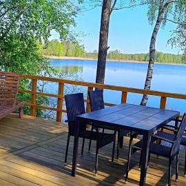 BEJOT domki nad jeziorem, hotel Wysoki Mostban