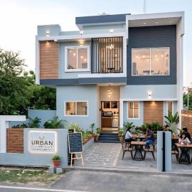 Oasis Fun Villa - Pet Friendly Cafe, hotel a Indore