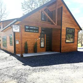 The White Oak Cabin at Cabins of Wolf Pen Gap, hotel en Mena