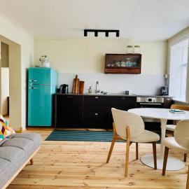 Downtown Boutique Apartment, khách sạn ở Akureyri