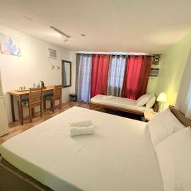 Island - Escape Homestay