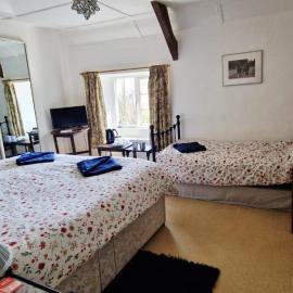 The Northmore Arms, hotel in Throwleigh