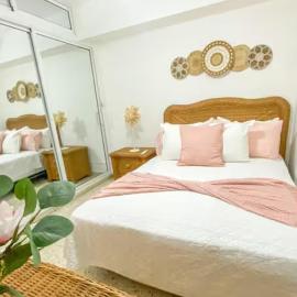 Colonial Zone 2BR Apartment Prime Location