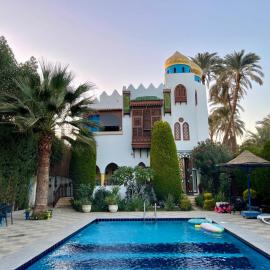 Villa Barba Luxor