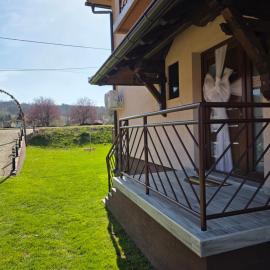 Sobe IVANA, Hotel in Gornja Toplica