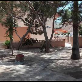 Duplex en El Pouet, con ascensor, hotel em Sueca