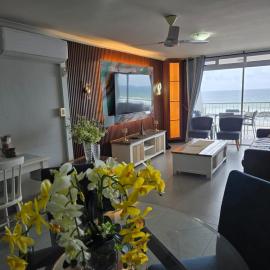 Flat 108 Cozumel, Umdloti Beach Front, Hotel in Umdloti