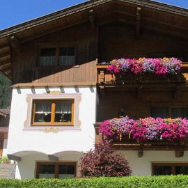 Haus Troger, khách sạn ở Milders