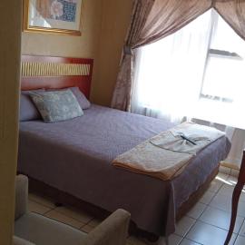 Medupi 2 Guesthouse, hotel in Kempton Park
