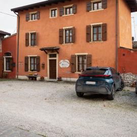 Le Ortensie Lago di Garda, hotel v destinaci Monzambano