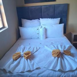 Cozy Road Lodge, Hotel in Sihangwane