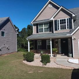Private 4-Bedroom Home for Your Next Adventures, hotel v destinaci Snellville