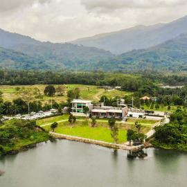 Ramrom Valley Resort - รามโรมวัลเลย์รีสอร์ท นครศรีธรรมราช, hotel v destinácii Ban Loeng