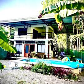 Playa Negra Art House, hotel in Hone Creek