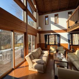 Cabin B vacation house rental Mt Fuji View 3 min lake Saiko 5min drive Lake Kawaguchi