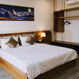 Moon Hotel Buôn Hồ, hotel Buôn Tring városában