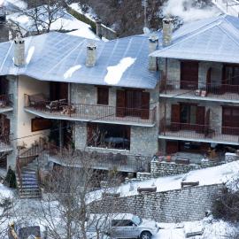 Archontiko Velousi, hotel in Athamanía