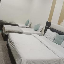Hotel Oasis international haridwar, hotel v destinaci Haridvár