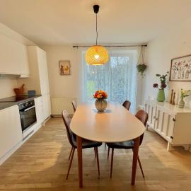 5 min walk to LEGO house-2 bedrooms cozy apartment with garden
