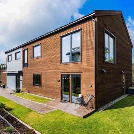 Modern apartment with two bedrooms, hotell i Hektner