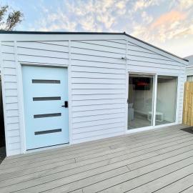 Private Barwon Heads Cottage Walk to River, hotel in Barwon Heads