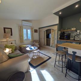 Maisonnette de L'Amandari - appartement indépendant, climatisation, terrasse, piscine