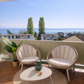 BodenseeLodge mit traumhafter Aussicht am See, Hotel in Immenstaad am Bodensee