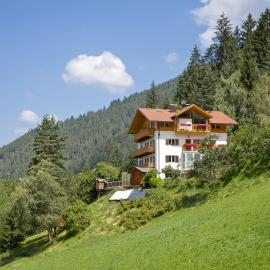 Appartements Haus Pichler, hotel di Eggen