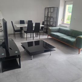 Appartement neuf avec terrasse et jardin, hotel a Mandeure