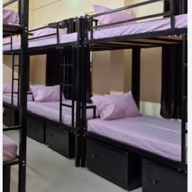 Sainik Dormitory and Room Service, hotel in Lucknow