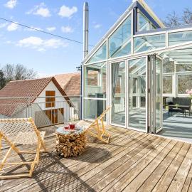 VELORA - 175qm - luxury - near Legoland, Hotel in Günzburg