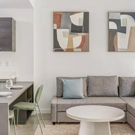 Downtown Miami Condo with Balcony & Rooftop Pool