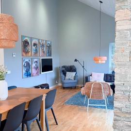 Modern mountain cabin offering breathtaking views and serene surroundings, hotel v mestu Sysslebäck