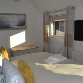 Frinton Escapes - The Cottage, hotel in Frinton-on-Sea