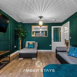 Spacious 5 Bed House in Reading by Amber Stays, Perfect for Business & Contractors, Sleeps 12, hotel en Reading