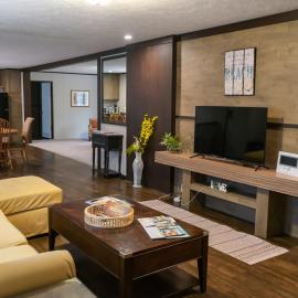Spacious & Quiet Home Near Beaches & Shopping