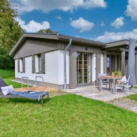 Ferienhaus Svantevit 31 Feriendorf Klein Stresow Rügen by ruyastay