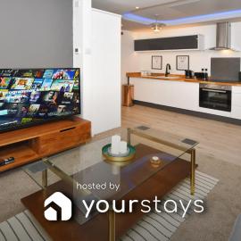Antrobus Deluxe Apartments by YourStays, hotel em Congleton