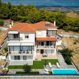 Thea Hill, hotel i Kritharia