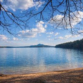 Chatky Máchovo jezero, chatka U Zelené žáby, hotel a Doksy
