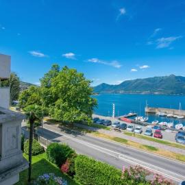 Residenza Oleandro - Lake View Balcony in Luino Center - Happy Rentals