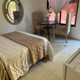 olivias village 1927 ROOM, hotel v destinácii Aguadulce