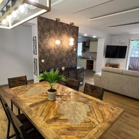 Apartament 4-6-osobowy z dostępem do plaży, hotel in Łagów