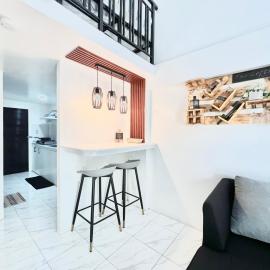 2 Beds Spacious Centrally Located Loft Apartment